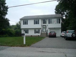 3 Baldwin Dr, Johnston, RI 02919 exterior