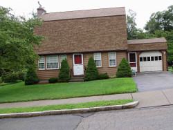 91 Moulton St, Newton, MA 02462 exterior