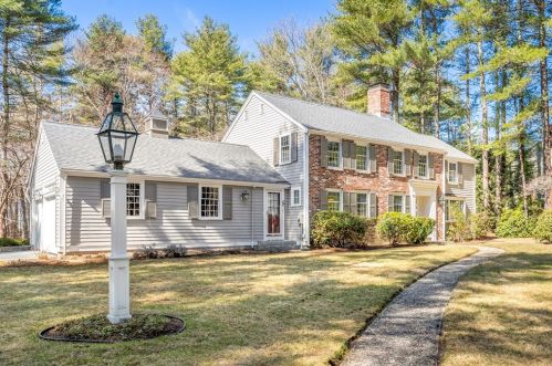 30 Surrey Ln, Topsfield, MA 01983 exterior