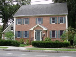 1964 Beacon St, Newton, MA 02459 exterior