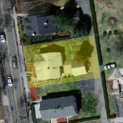 902 Chestnut St, Newton, MA 02468 aerial view