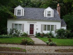 137 Allen Ave, Newton, MA 02468 exterior