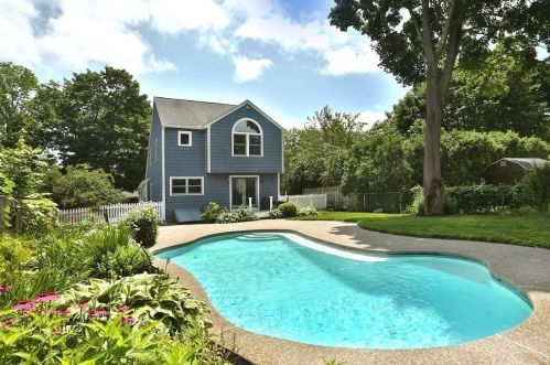 42 Moulton St, Plum Island, MA 01950 exterior