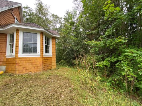 28 Lupine Rd, Belfast, ME 04915 exterior