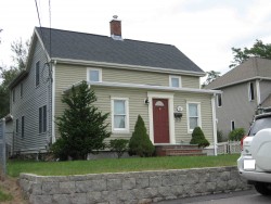 33 Lill Ave, Newton, MA 02465 exterior