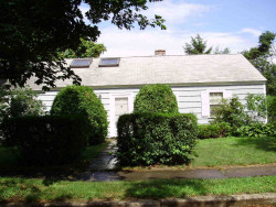 222 Spiers Rd, Newton, MA 02459 exterior