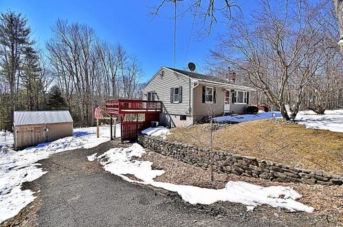 54 Fitchburg Rd, South-Ashburnham, MA 01430 exterior