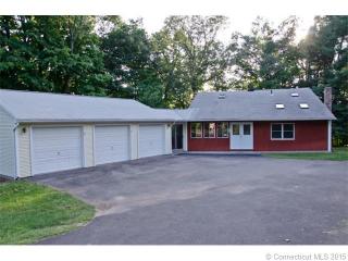 5 Lakeview Dr, Granby, CT 06035 exterior