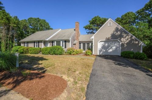 7 Deer Run, Hardwich, MA 02645 exterior