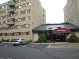 68 Putter Dr, Wallingford, CT 06492 exterior