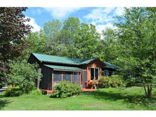 58 Sunny Ln, Sunapee, NH 03782 exterior