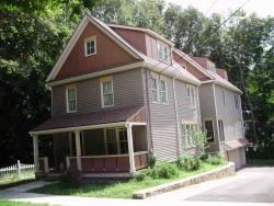8 Chandler Pl, Newton, MA 02464 exterior