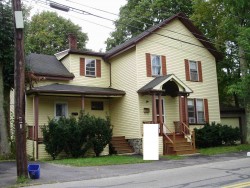 94 Auburn St, Newton, MA 02465 exterior