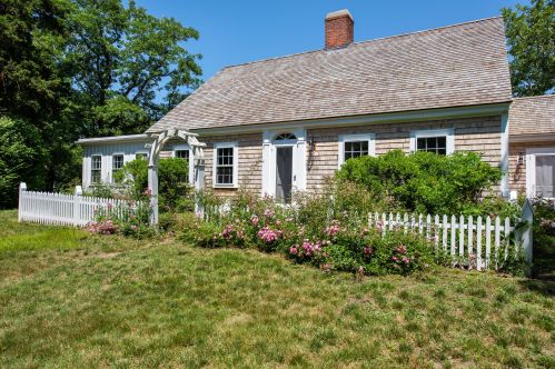 5 Smiths Point Rd, Yarmouth, MA 02673 exterior