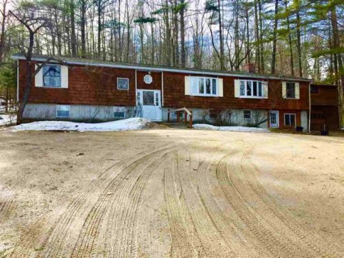 59 Governors Rd, Brookfield, NH 03872 exterior