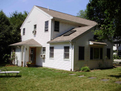 8 Kerr Path, Newton, MA 02459 exterior