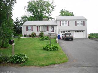 72 Highwood Rd, Waterbury, CT 06708 exterior