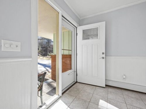 13 Dogwood Dr, Centerbrook, CT 06409 exterior