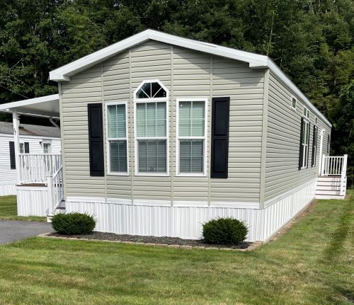 52 Anna Robert Cir, Wells, ME 04090 exterior