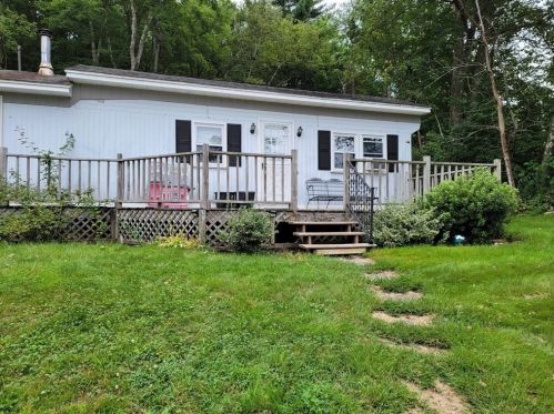26 Washington Rd, Brimfield, MA 01010 exterior