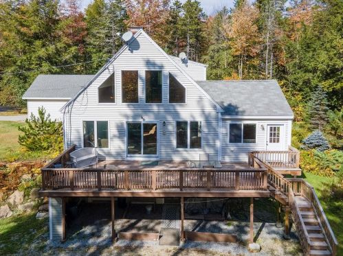 135 Adams Dr, Washington, NH 03280 exterior
