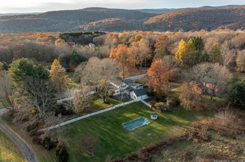40 Sunset Ln, Washington-Depot, CT 06794 exterior