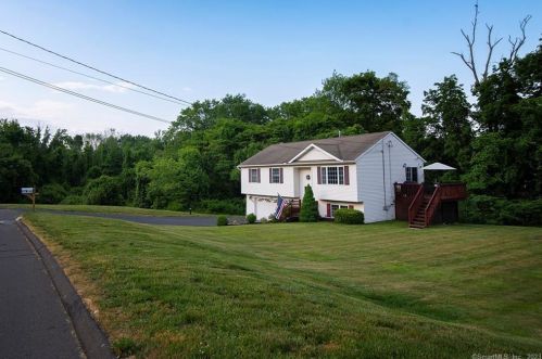 20 Tomlinson Ave, Terryville, CT 06786 exterior