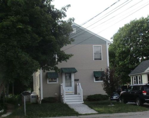 40 Summer St, Rochester, NH 03867 exterior