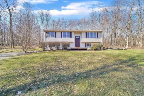 14 Tedford Dr, Coventry, CT 06238 exterior