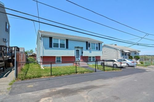 68 Emanuel St, Pt Of Pines, MA 02151 exterior