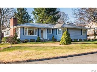 62 Marina Ave, Bridgeport, CT 06611 exterior