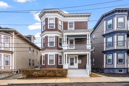 229 Centre St, Roxbury-Xing, MA 02124 exterior