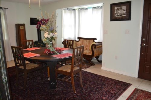 127 Montelona Rd, Goffstown, NH 03045 exterior