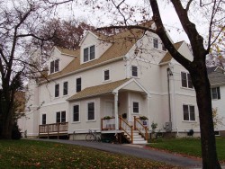 32 Salisbury Rd, Newton, MA 02458 exterior