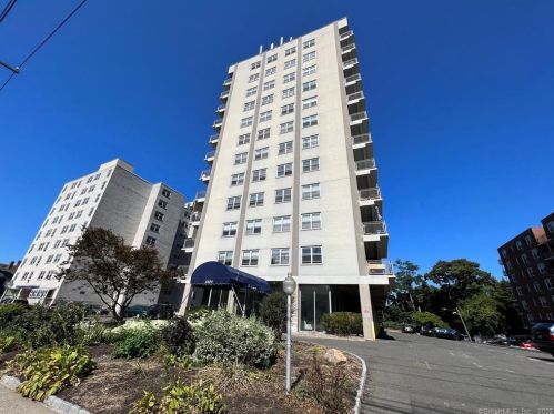 2370 North Ave, Bridgeport, CT 06604 exterior