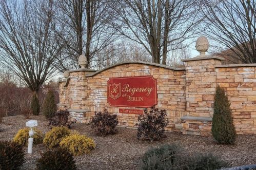 25 Iris Way, Kensington, CT 06037 exterior