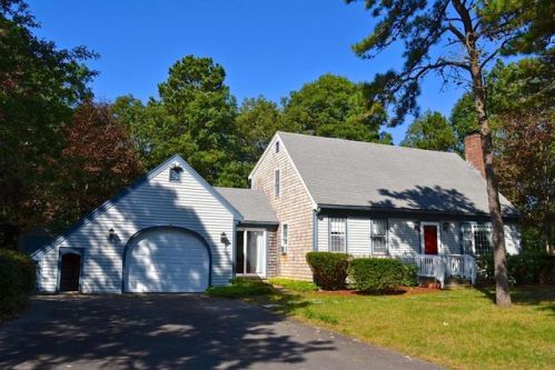 5 Rectangle Way, Sandwich, MA 02563 exterior