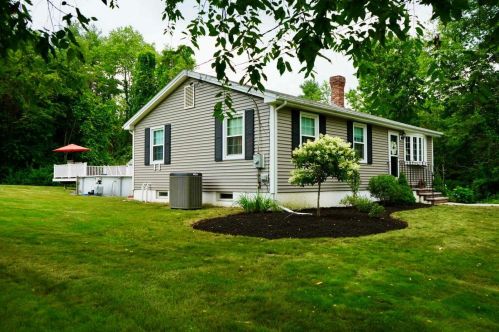 152 Varney Rd, Dover, NH 03820 exterior
