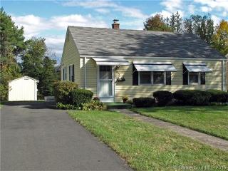 17 Arrowbrook Rd, Windsor, CT 06095 exterior