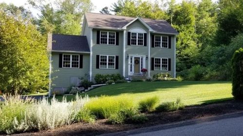 4 Bayberry Hill Rd, Townsend, MA 01469 exterior