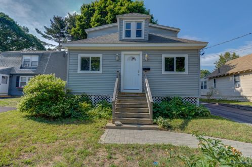 34 Elmwood Ave, South Portland, ME 04106 exterior