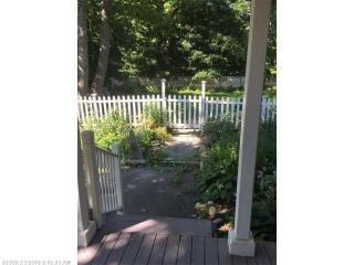 23 Lincoln Ave, Gardiner, ME 04345 exterior