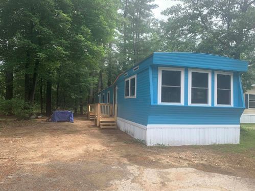 11 Pineland Park Rd, Milton, NH 03851 exterior