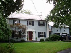 12 Graydale Cir, Newton, MA 02466 exterior