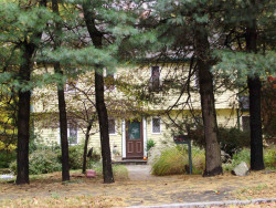 94 Woodward St, Newton, MA 02461 exterior