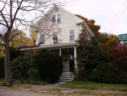 123 Floral St, Newton, MA 02461 exterior