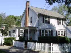 41 Wedgewood Rd, Newton, MA 02465 exterior