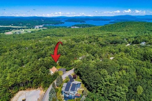 46 Foxglove Rd, Gilford, NH 03249 exterior