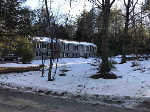 5 Jennifer Ln, Raymond, NH 03077 exterior