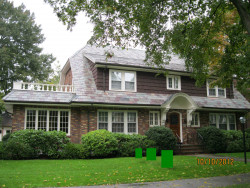 20 Gralynn Rd, Newton, MA 02459 exterior